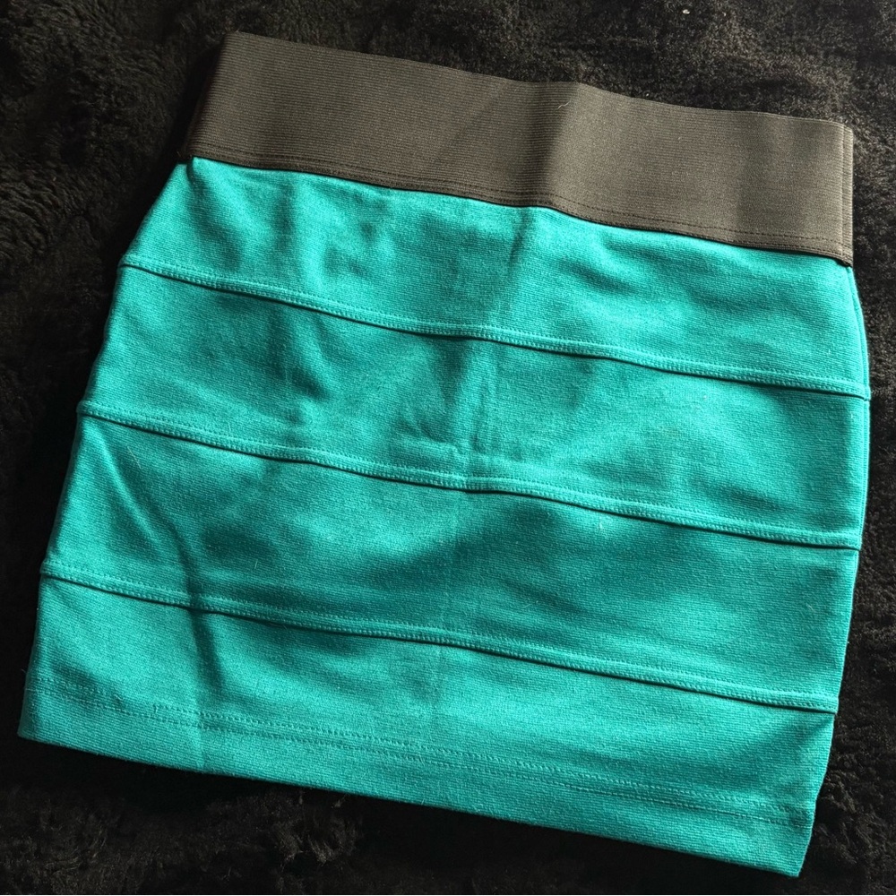 Guess Teal and Black Pencil Bandage Skirt